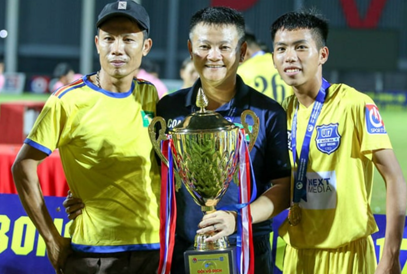 Nhiều HLV Việt Nam xuất ngoại, bắt đầu hành trình học Pro tại Nhật Bản